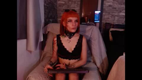 MOLLY online show from January 9, 2:27 am