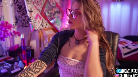 MAL ---  online show from January 21, 2:33 am