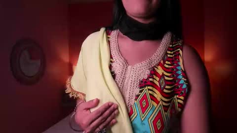 Iniya online show from October 17, 2:09 pm