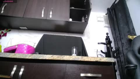 Iniya online show from October 13, 8:44 pm