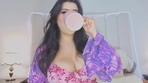 innavolkova online show from July 3, 1:17 pm
