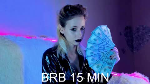 Venera  online show from January 19, 4:14 pm