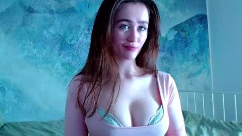 Lina online show from March 13, 4:08 pm