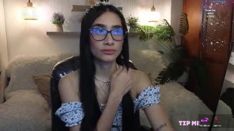 iris  online show from October 1, 1:05 pm