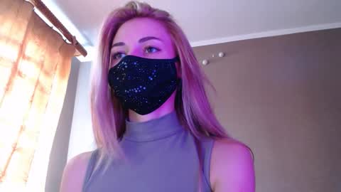 Lily online show from September 14, 11:19 am