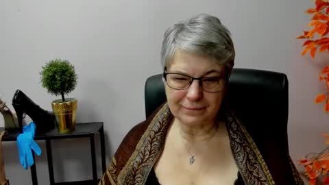 I R I S online show from March 12, 7:46 am