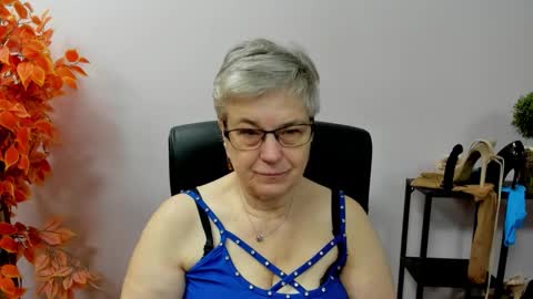 I R I S online show from October 21, 6:17 am