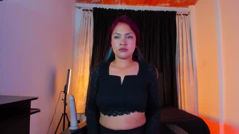 Isa Lopez online show from January 9, 3:33 am