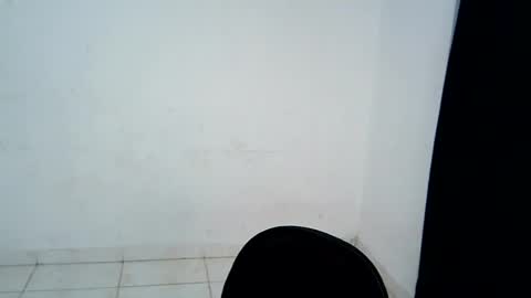 isa_bellaxx23 online show from August 9, 11:41 pm