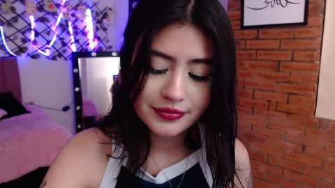 isabela online show from September 11, 4:02 am