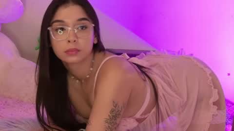 Isabella        online show from March 20, 11:20 pm