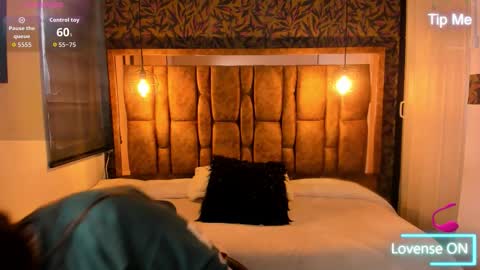  I S A  online show from October 21, 11:47 am