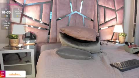 Isabel online show from February 11, 10:14 am