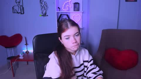 isabel online show from November 12, 7:06 am