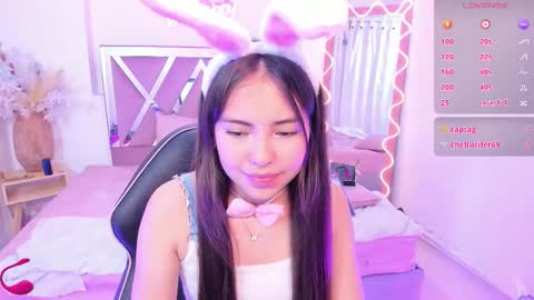 ISABELA  online show from November 17, 11:44 am