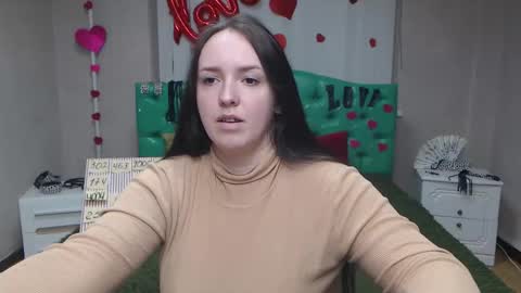 IsabelBlackberry online show from October 9, 7:23 am