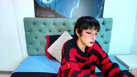 Isabel Cortez online show from October 2, 11:59 am