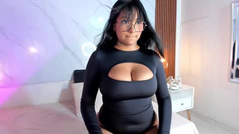 isabella zc online show from September 8, 7:57 pm