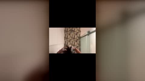 isabellaelizabeth online show from April 27, 7:55 pm