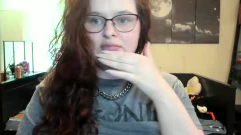 isabellamariedarcy online show from June 22, 9:23 pm