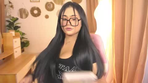 isabelliza princess online show from February 9, 6:59 am