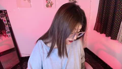 Isabella Ferrer online show from November 4, 5:45 am