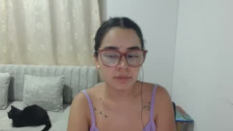 Emma online show from March 8, 3:43 am