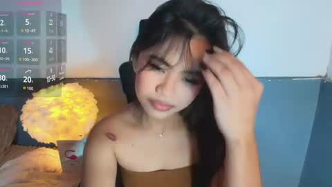 Zoe  online show from June 28, 2:23 pm