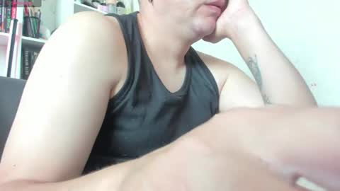 INSTAGRAM issabella18   TWITTER issa latin online show from July 18, 7:38 pm