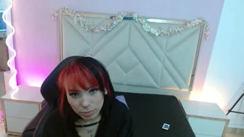 Issa online show from February 9, 3:31 am