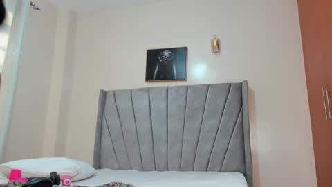 canella online show from December 4, 4:21 am