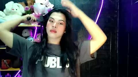 its_chloe20 online show from June 5, 12:22 pm