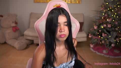   online show from December 22, 5:12 am