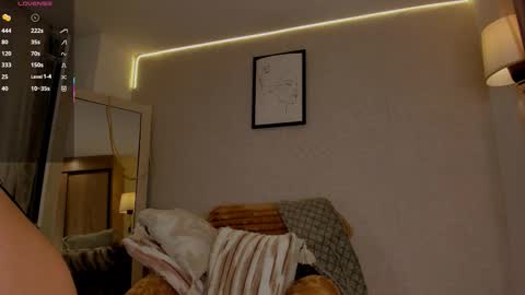 itsaraa online show from October 9, 9:52 pm