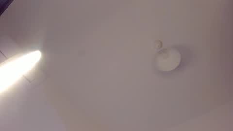 Isabella online show from November 8, 8:08 am