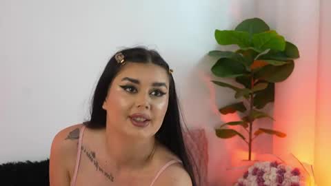 Kendra online show from June 7, 12:01 pm