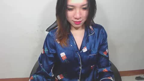 QUEEN online show from October 6, 2:56 pm