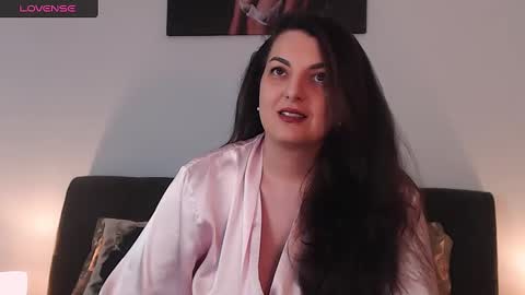 Melissa Khaan online show from March 7, 12:01 pm