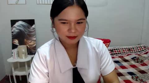 ivana_alawi08 online show from October 14, 7:22 am