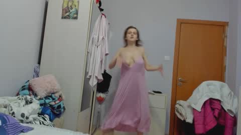 Iveta online show from February 3, 1:27 am