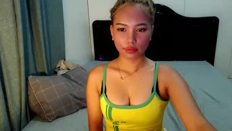 ivory_whore online show from March 17, 9:46 am