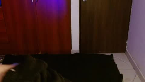 Ivy  online show from April 17, 2:57 am