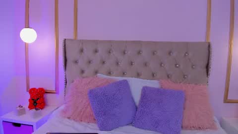 maria  online show from July 26, 11:23 pm