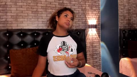 Ig  ivycopper1  online show from January 24, 10:19 pm