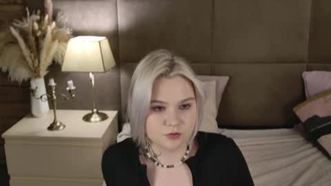 Ivy online show from March 29, 4:28 pm