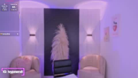 Ivy online show from December 3, 1:41 am