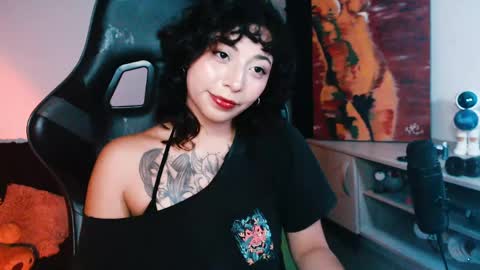 jade 18  online show from June 5, 6:52 am
