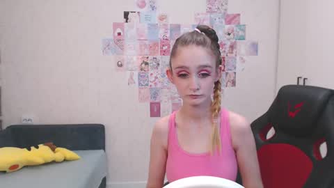 jackie__morgan online show from March 10, 9:12 am