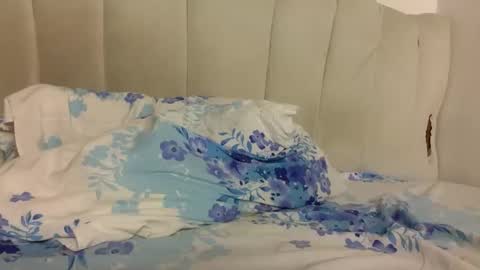 jackie petit online show from May 1, 9:40 pm
