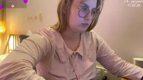 jacywinslat online show from February 11, 11:23 am